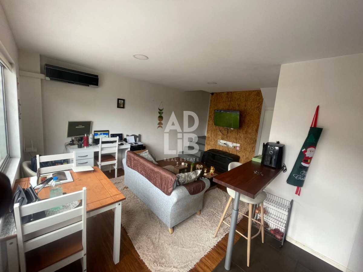 Casa ID.798 - Alquiler Duplex en Buceo con cochera