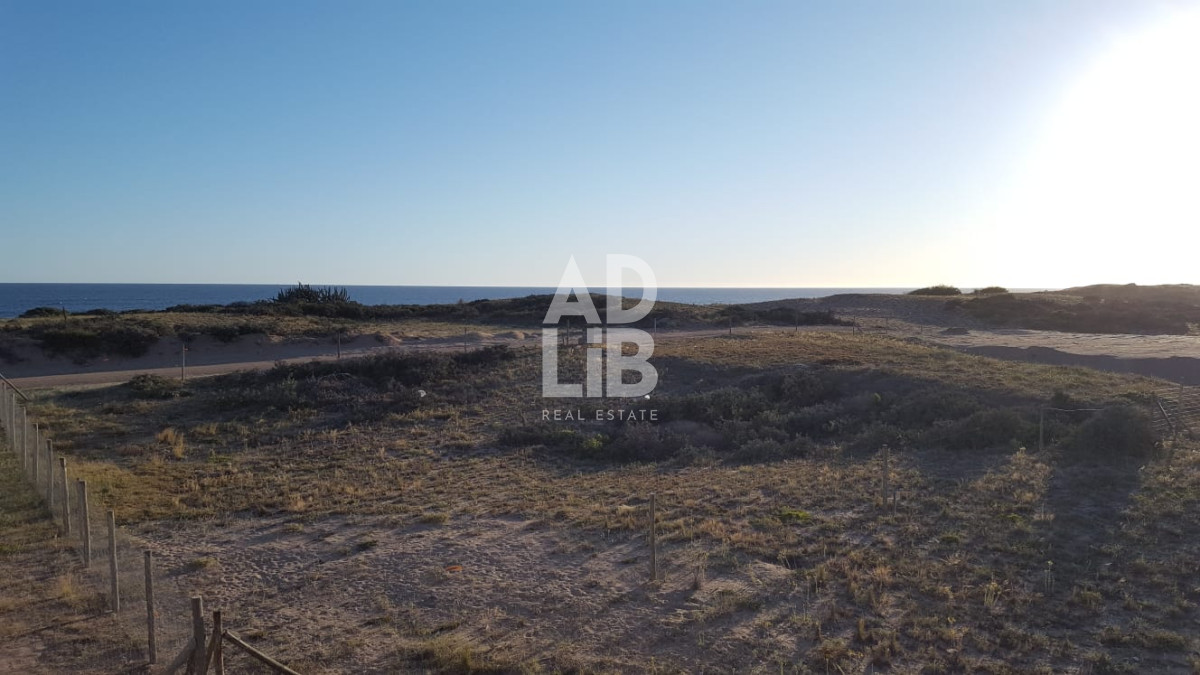 Casa ID.400 - Casa container con títulos en Sauce de Portezuelo con vista al Mar. 2 dormitorios