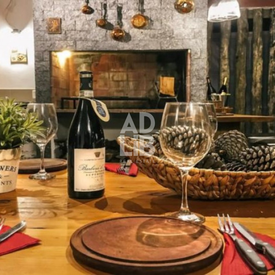 Casa ID.309 - Casa de 4 dormitorios en venta en el bosque de Burnett. 