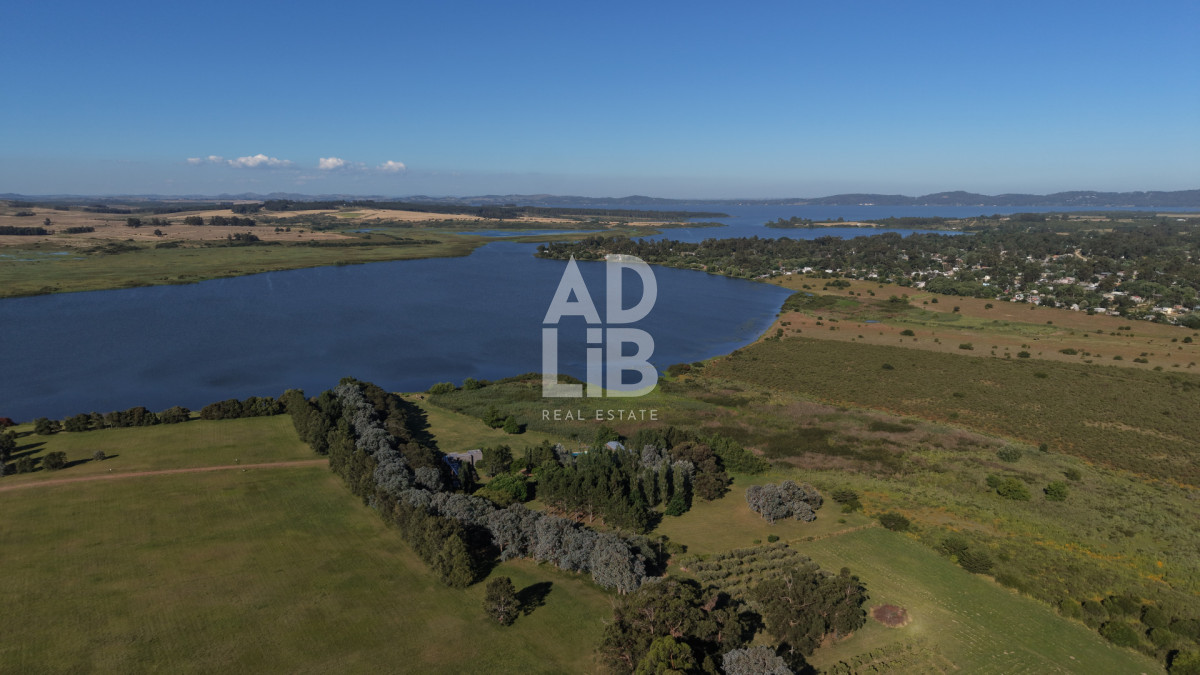 Chacra ID.739 - Chacra de 6has con construcción en venta en Laguna de los Cisnes.