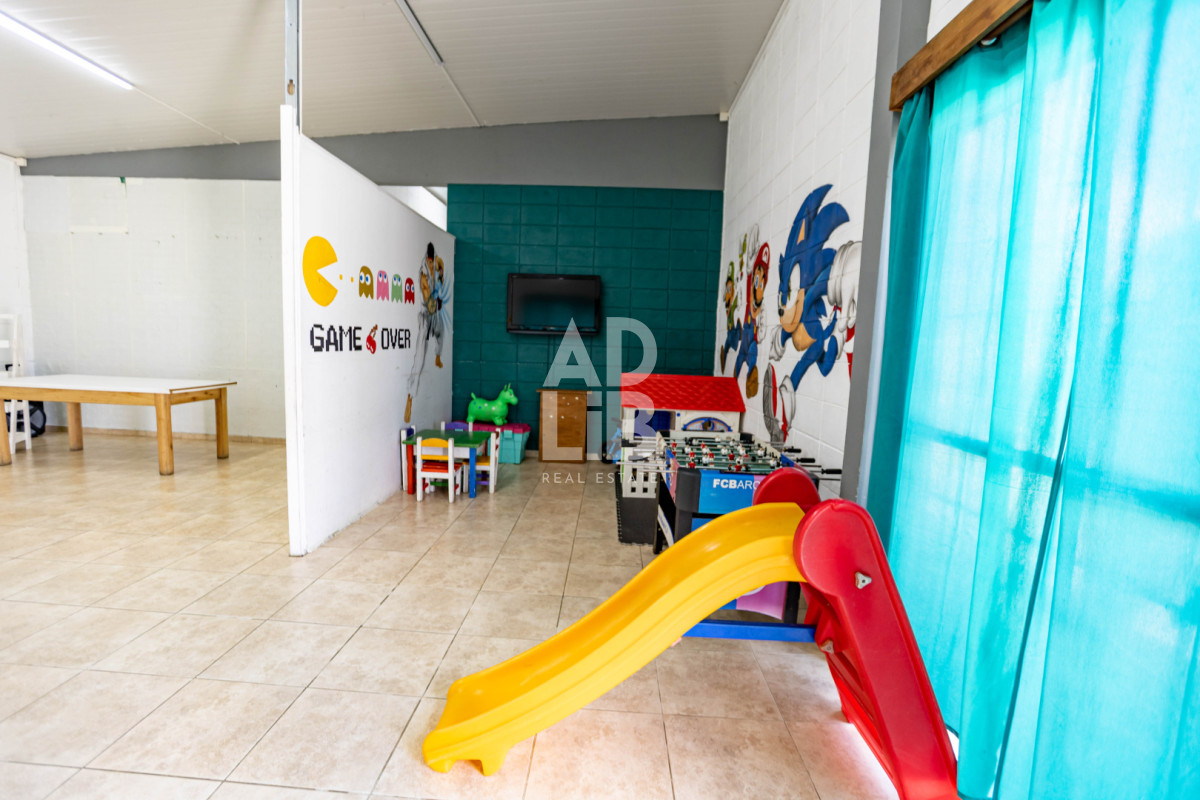 Local Comercial ID.761 - Alquiler comercial a pasos de la  perimetral 150 mts2 construidos y 600 mts2 de terreno. Ideal Barracas o empresas de logística. 