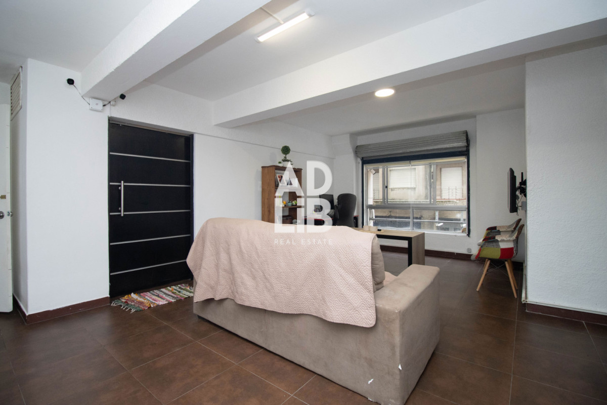 Local Comercial ID.787 - Venta Local Comercial con Renta 
