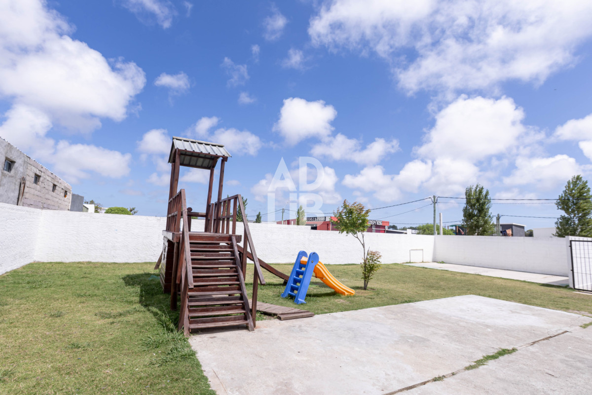 Local Comercial ID.761 - Alquiler comercial a pasos de la  perimetral 150 mts2 construidos y 600 mts2 de terreno. Ideal Barracas o empresas de logística. 