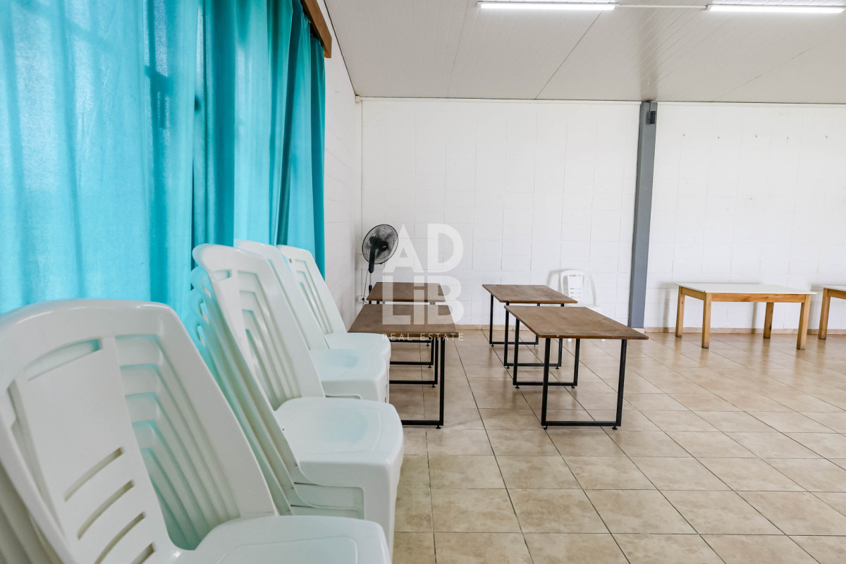 Local Comercial ID.761 - Alquiler comercial a pasos de la  perimetral 150 mts2 construidos y 600 mts2 de terreno. Ideal Barracas o empresas de logística. 