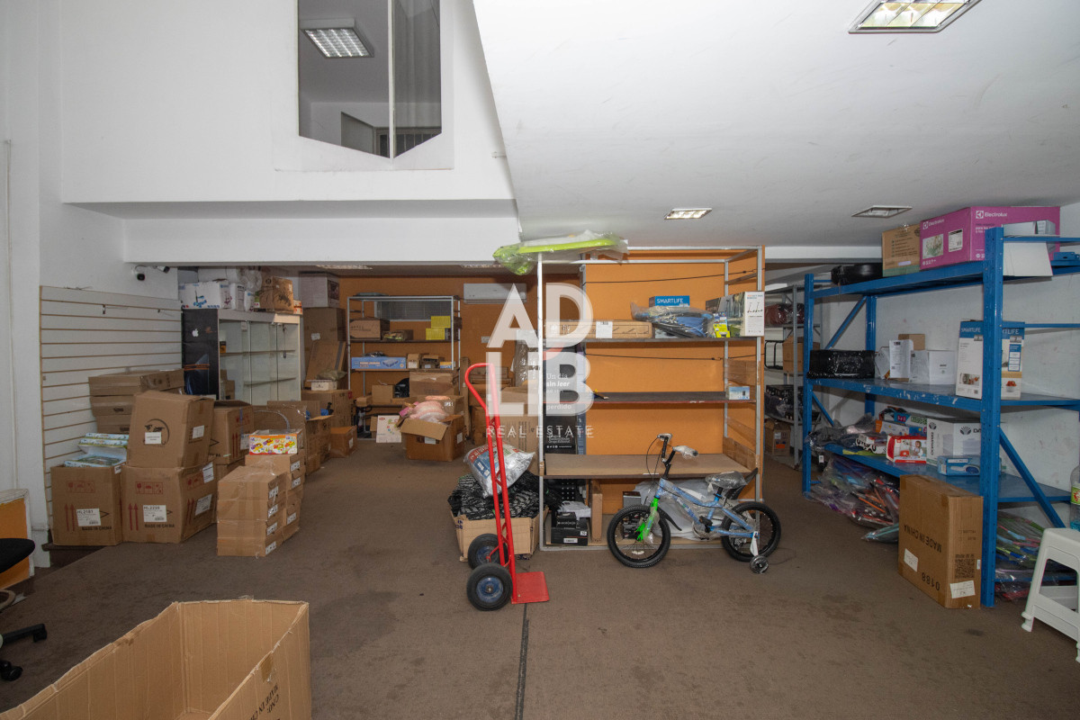 Oficina ID.488 - ALQUILER LOCAL COMERCIAL EN CENTRO