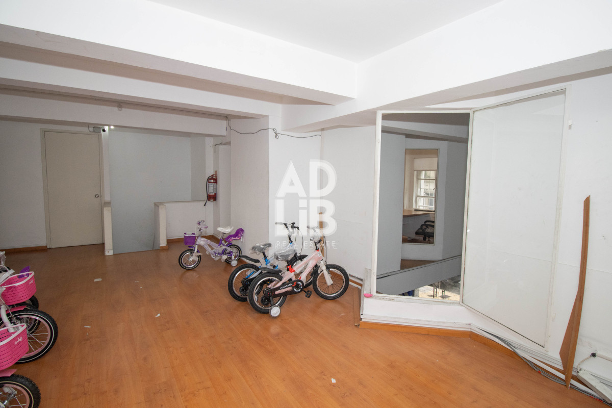 Oficina ID.488 - ALQUILER LOCAL COMERCIAL EN CENTRO