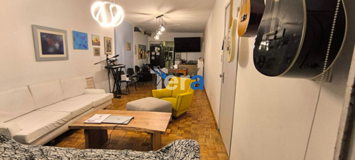 Apartamento ID.21370 - Pocitos | 2 Dorm. + 2 Baños + Patio + Garage. Bajos G. Comunes. Excelente Zona