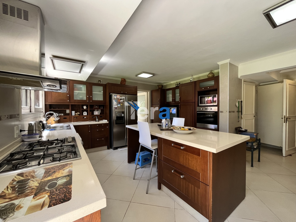 Apartamento ID.20964 - APTO EN VENTA EN PLAYA MANSA DE 3 DORM. 