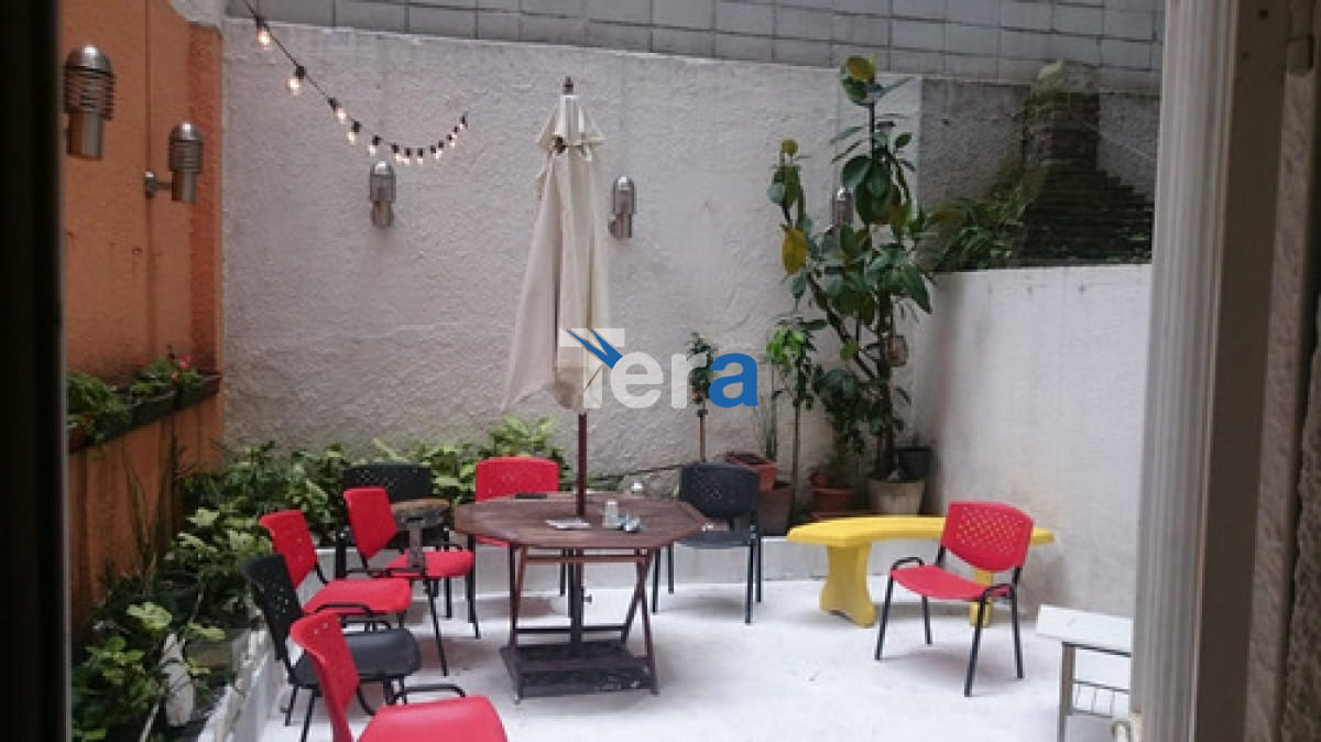 Apartamento ID.21370 - Pocitos | 2 Dorm. + 2 Baños + Patio + Garage. Bajos G. Comunes. Excelente Zona