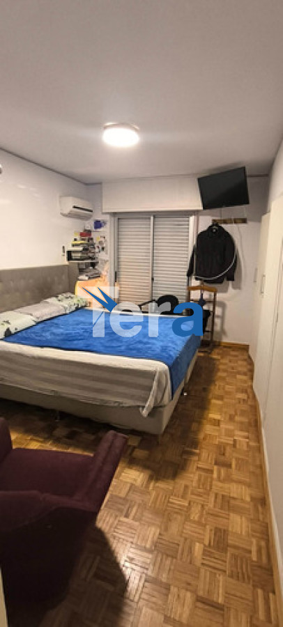 Apartamento ID.21370 - Pocitos | 2 Dorm. + 2 Baños + Patio + Garage. Bajos G. Comunes. Excelente Zona