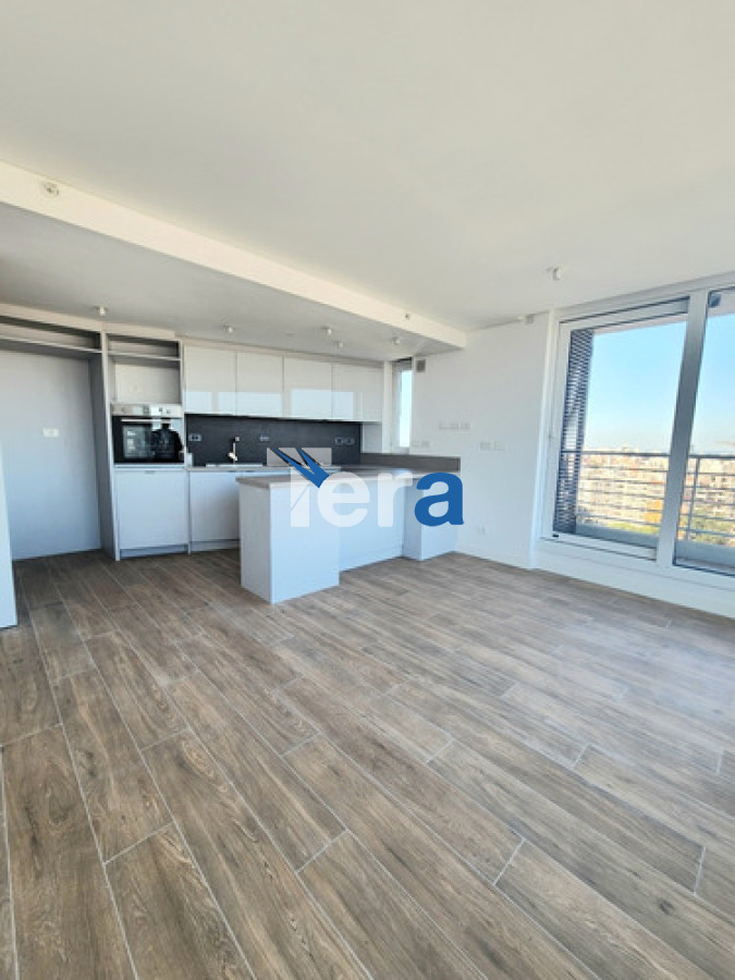 Apartamento ID.21351 - Venta De Espectacular Planta Piso 14 De 2dormitorios 