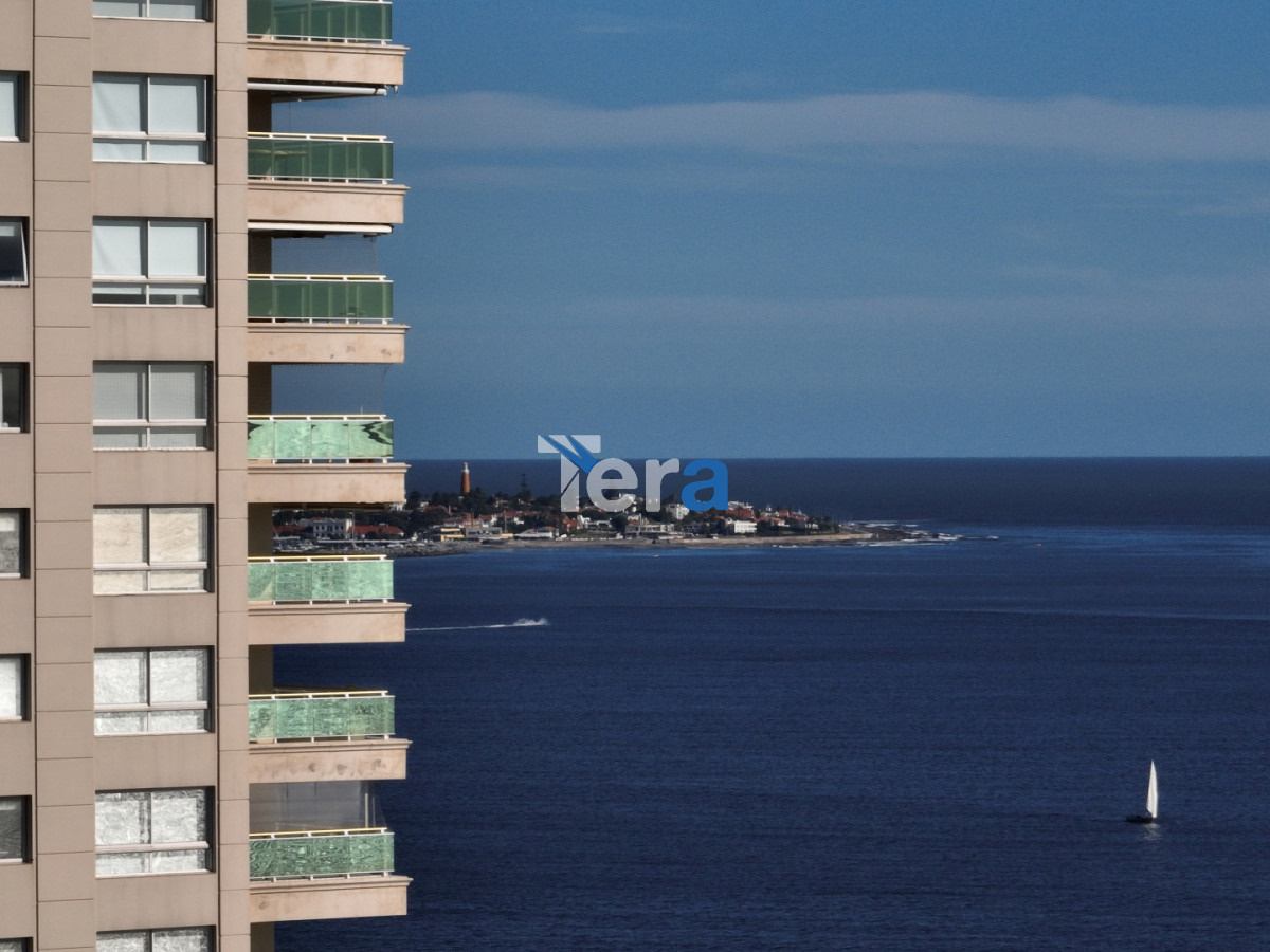 Apartamento ID.20946 - APTO EN VENTO EN PUNTA DEL ESTE 3 DORM. 2 BAÑOS 