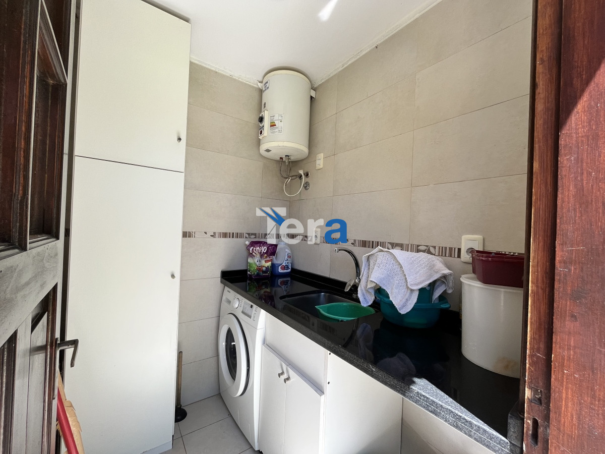 Apartamento ID.20964 - APTO EN VENTA EN PLAYA MANSA DE 3 DORM. 