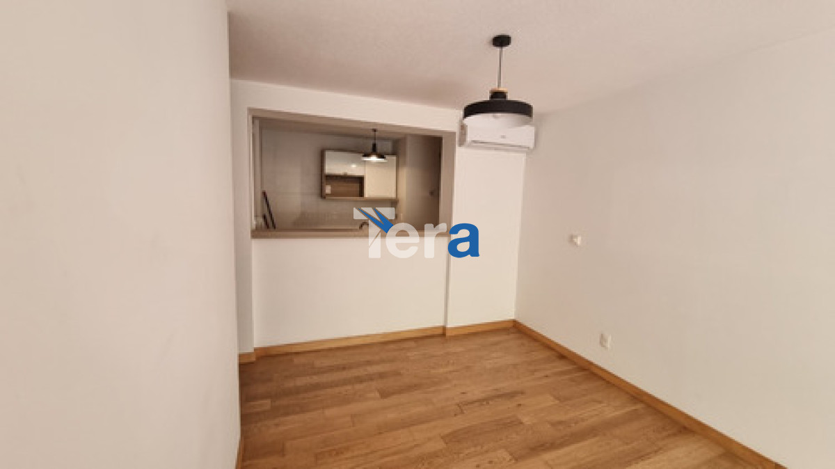 Apartamento ID.21083 - Apartamento En Venta De 2 Dorm. 2 Baños Con Cochera En Pocitos