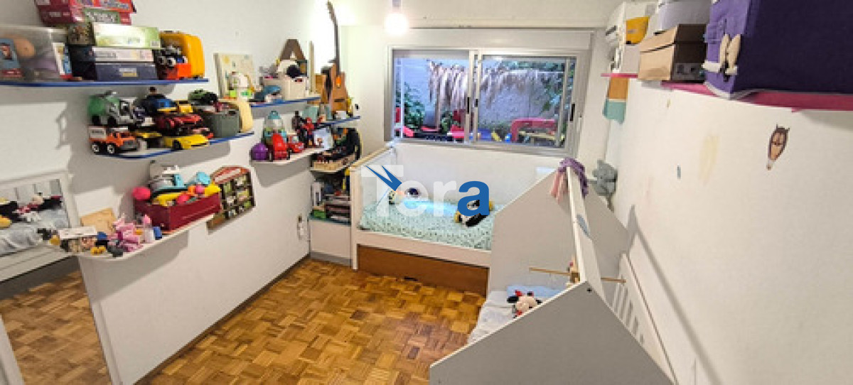 Apartamento ID.21370 - Pocitos | 2 Dorm. + 2 Baños + Patio + Garage. Bajos G. Comunes. Excelente Zona