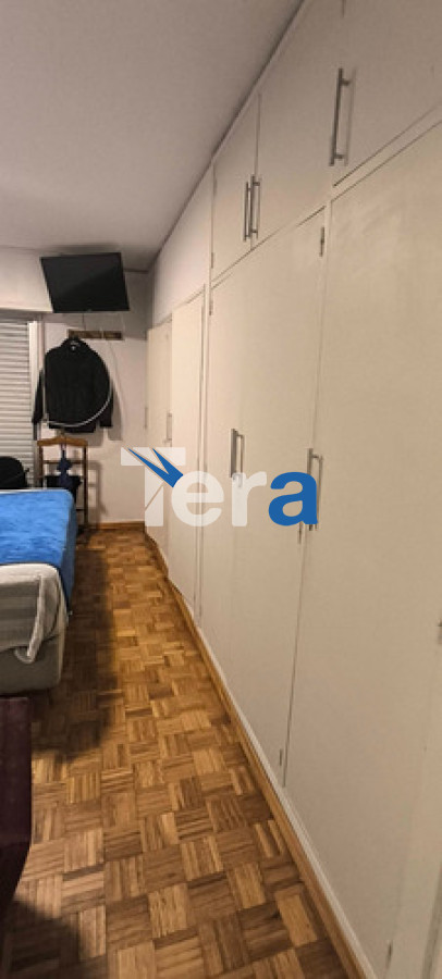 Apartamento ID.21370 - Pocitos | 2 Dorm. + 2 Baños + Patio + Garage. Bajos G. Comunes. Excelente Zona