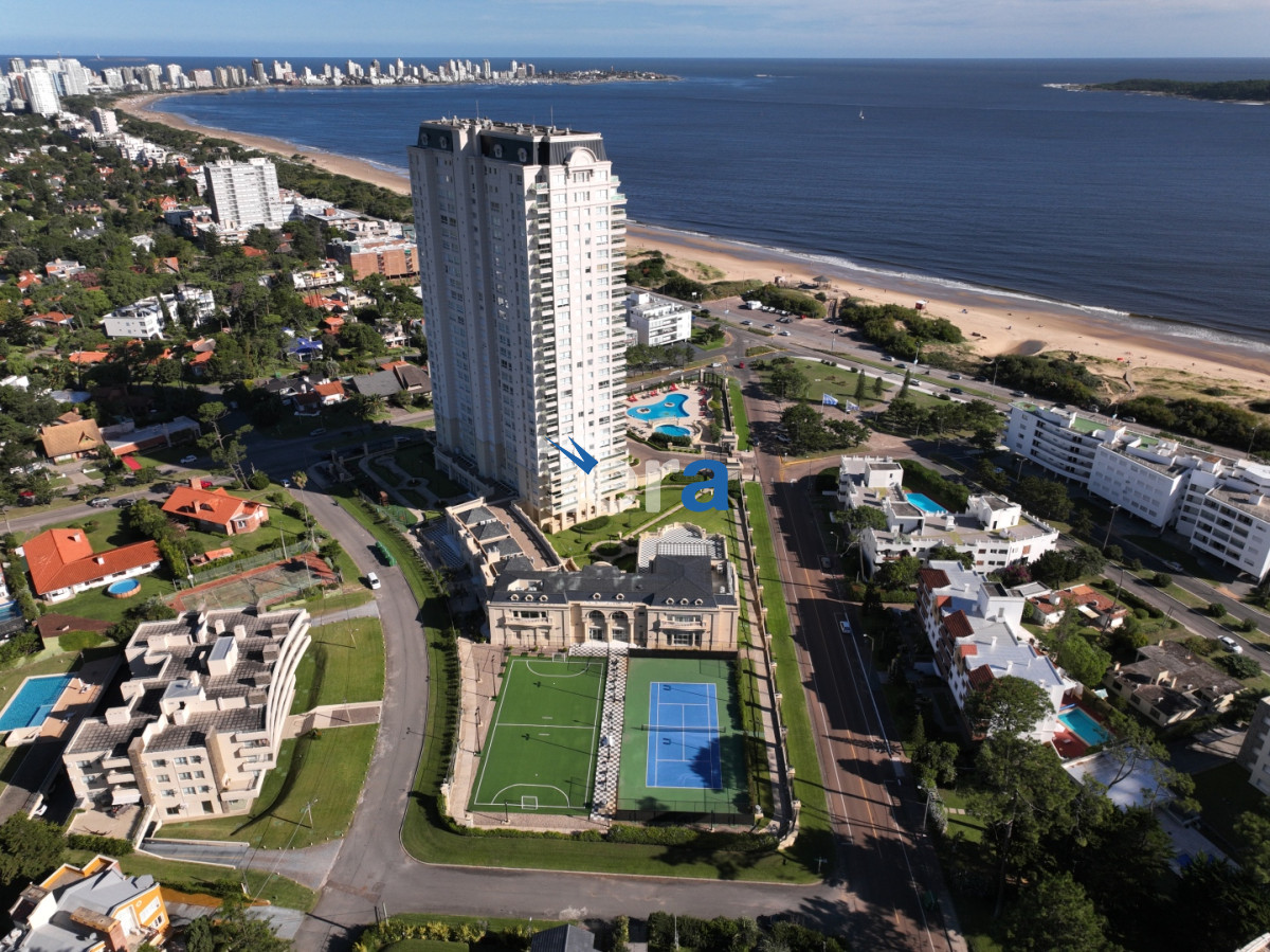 Apartamento ID.20946 - APTO EN VENTO EN PUNTA DEL ESTE 3 DORM. 2 BAÑOS 