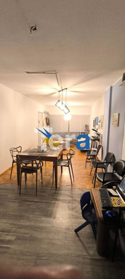 Apartamento ID.21370 - Pocitos | 2 Dorm. + 2 Baños + Patio + Garage. Bajos G. Comunes. Excelente Zona