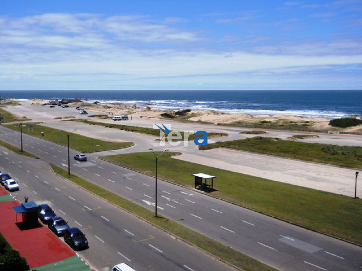 Apartamento ID.20979 - APTO EN ALQUILER 2 DORM EN BEVERLY HILLS 