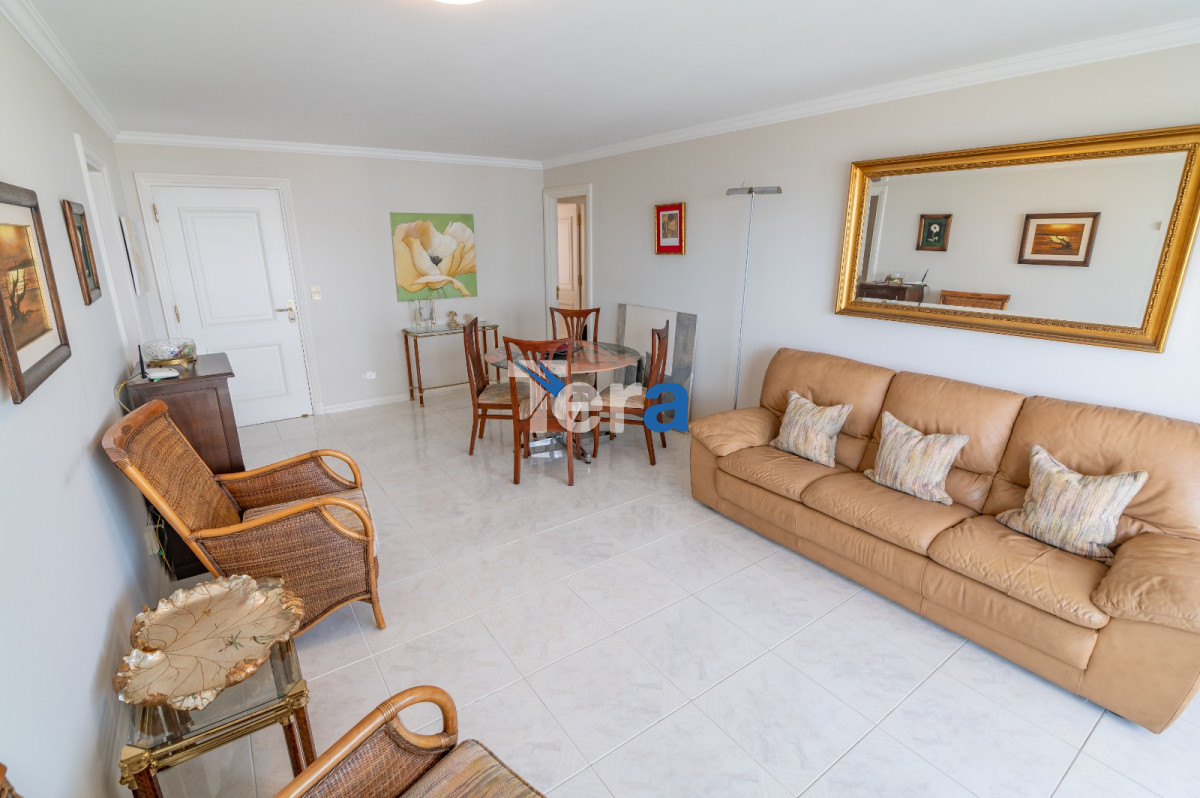 Apartamento ID.20807 - APTO EN VENTA EN CENTRO DE MONTEVIDEO 