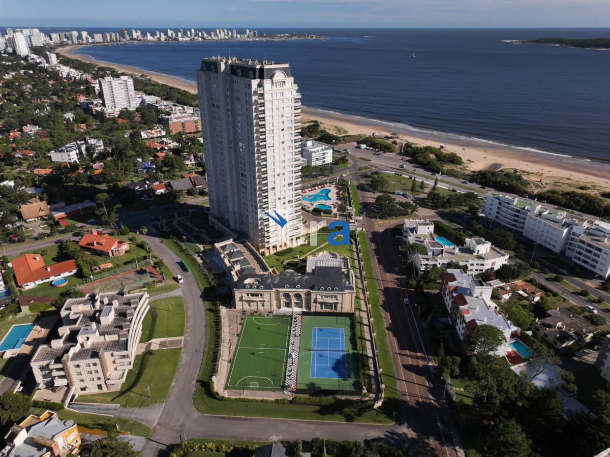 Apartamento ID.20946 - APTO EN VENTO EN PUNTA DEL ESTE 3 DORM. 2 BAÑOS 