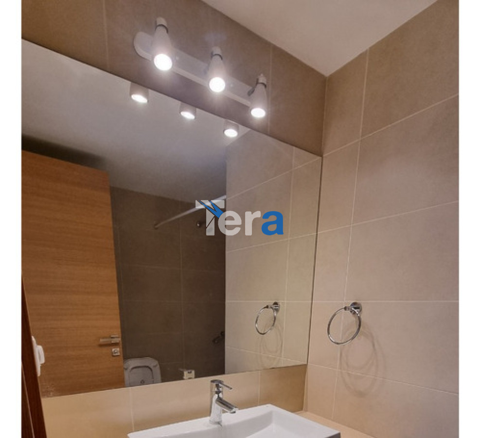 Apartamento ID.21083 - Apartamento En Venta De 2 Dorm. 2 Baños Con Cochera En Pocitos