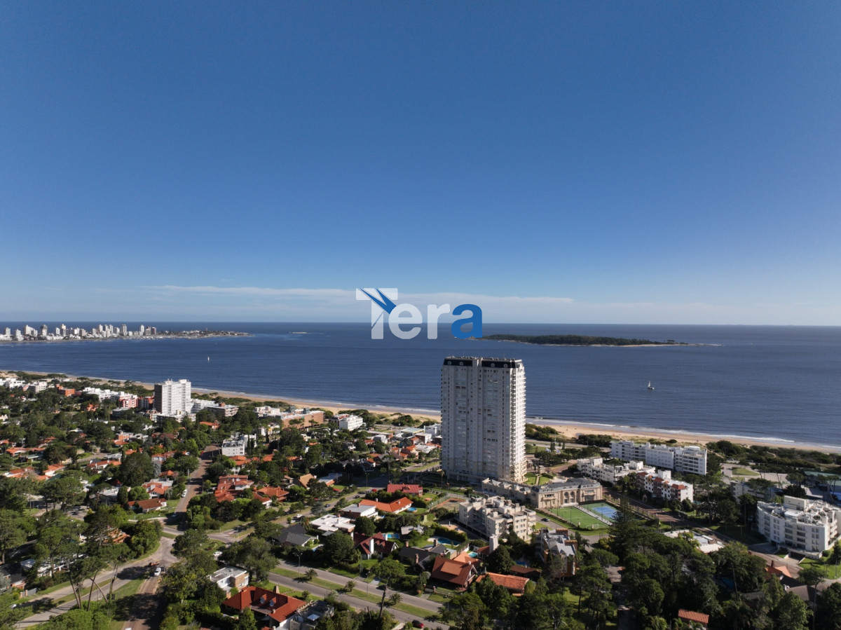 Apartamento ID.20946 - APTO EN VENTO EN PUNTA DEL ESTE 3 DORM. 2 BAÑOS 