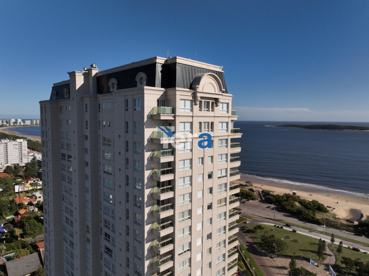 Apartamento ID.20946 - APTO EN VENTO EN PUNTA DEL ESTE 3 DORM. 2 BAÑOS 