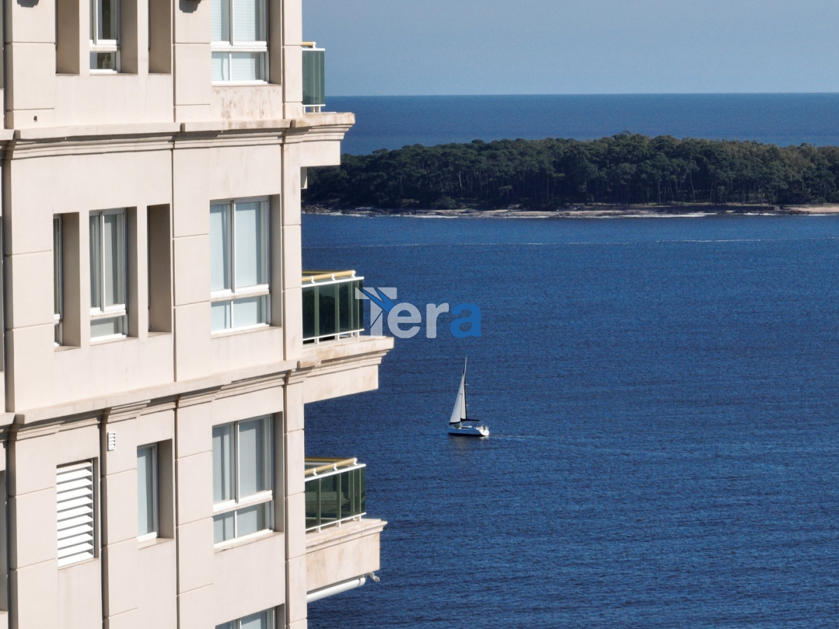 Apartamento ID.20946 - APTO EN VENTO EN PUNTA DEL ESTE 3 DORM. 2 BAÑOS 