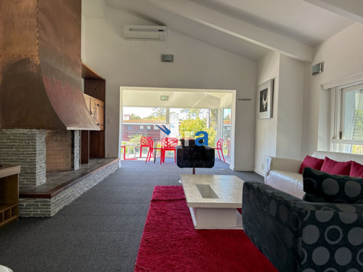 Apartamento ID.21163 - Venta Apartamento 1 Dormitorio Y Medio Punta Este Aidy Gril