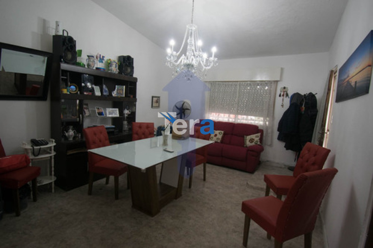Casa ID.21054 - Vendo Casa 3 Dormitorios, 2 Garaje Con Patio Y Parrillero En El Cerro 