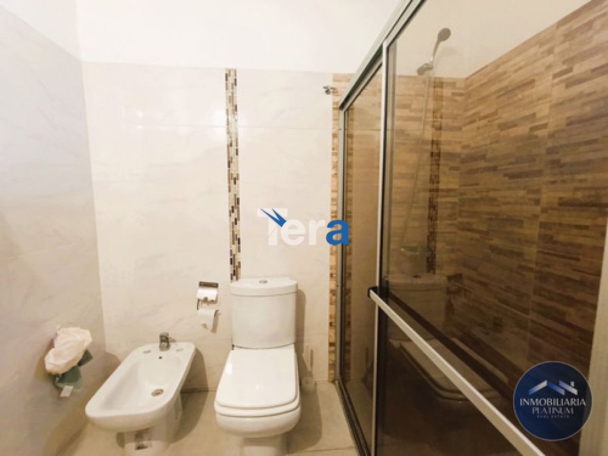 Casa ID.21444 - Dos Casas En Venta 5 Dormitorios Y 3 Baños C/ Cochera En Solymar