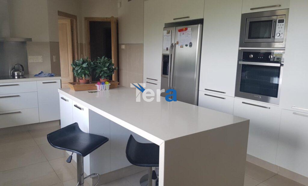 Casa ID.20852 - casa luminosa, frente mar 4 dormitorios venta