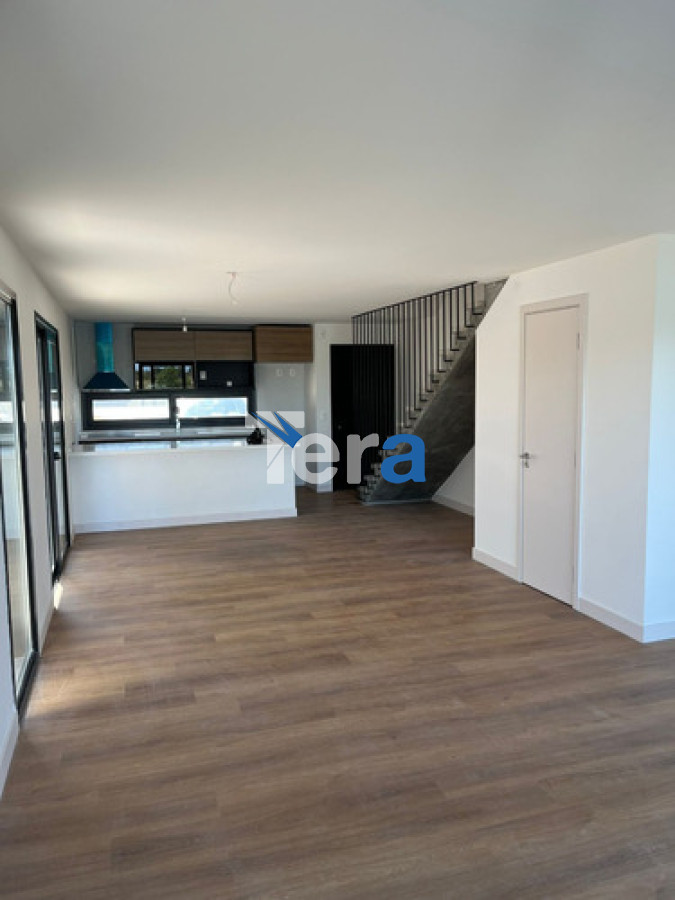 Casa ID.20900 - Alquiler Divinas Casas A Estrenar En Lagos De Parque Miramar, Duplex