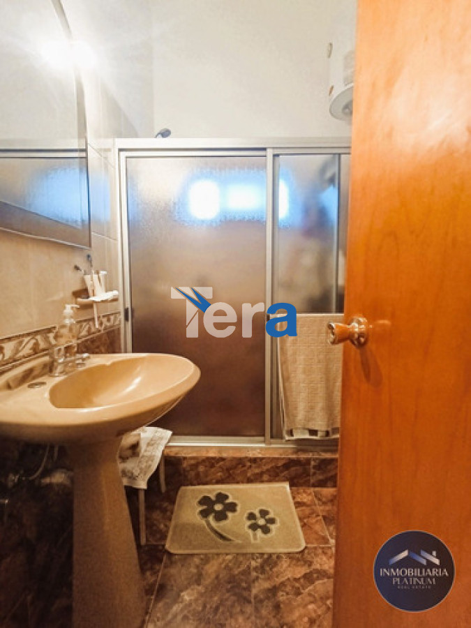 Casa ID.21444 - Dos Casas En Venta 5 Dormitorios Y 3 Baños C/ Cochera En Solymar