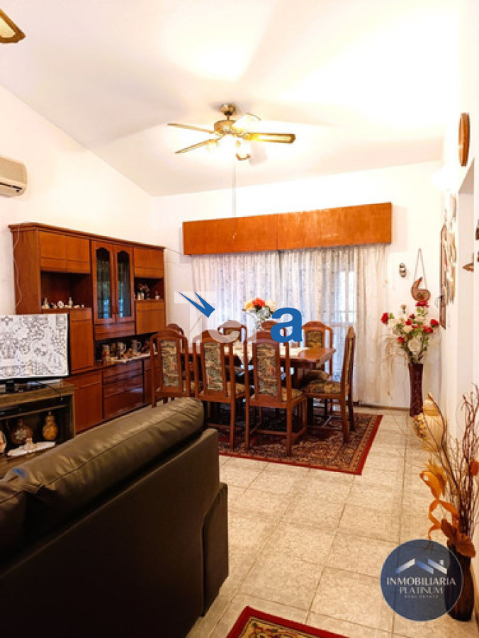 Casa ID.21444 - Dos Casas En Venta 5 Dormitorios Y 3 Baños C/ Cochera En Solymar