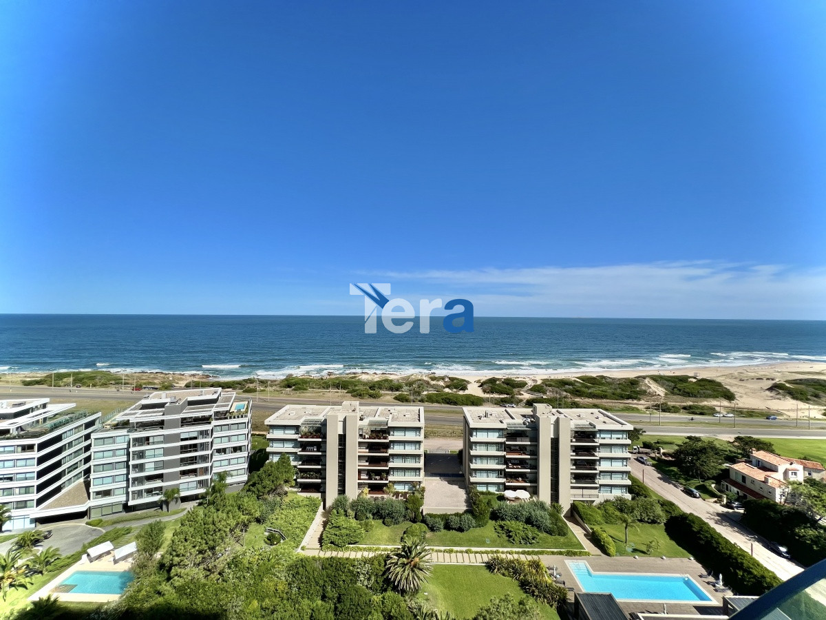 Casa ID.20960 - CASA EN VENTA 3 DORM. EN BARRIO LAGUNA BLANCA 