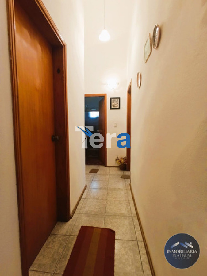 Casa ID.21444 - Dos Casas En Venta 5 Dormitorios Y 3 Baños C/ Cochera En Solymar