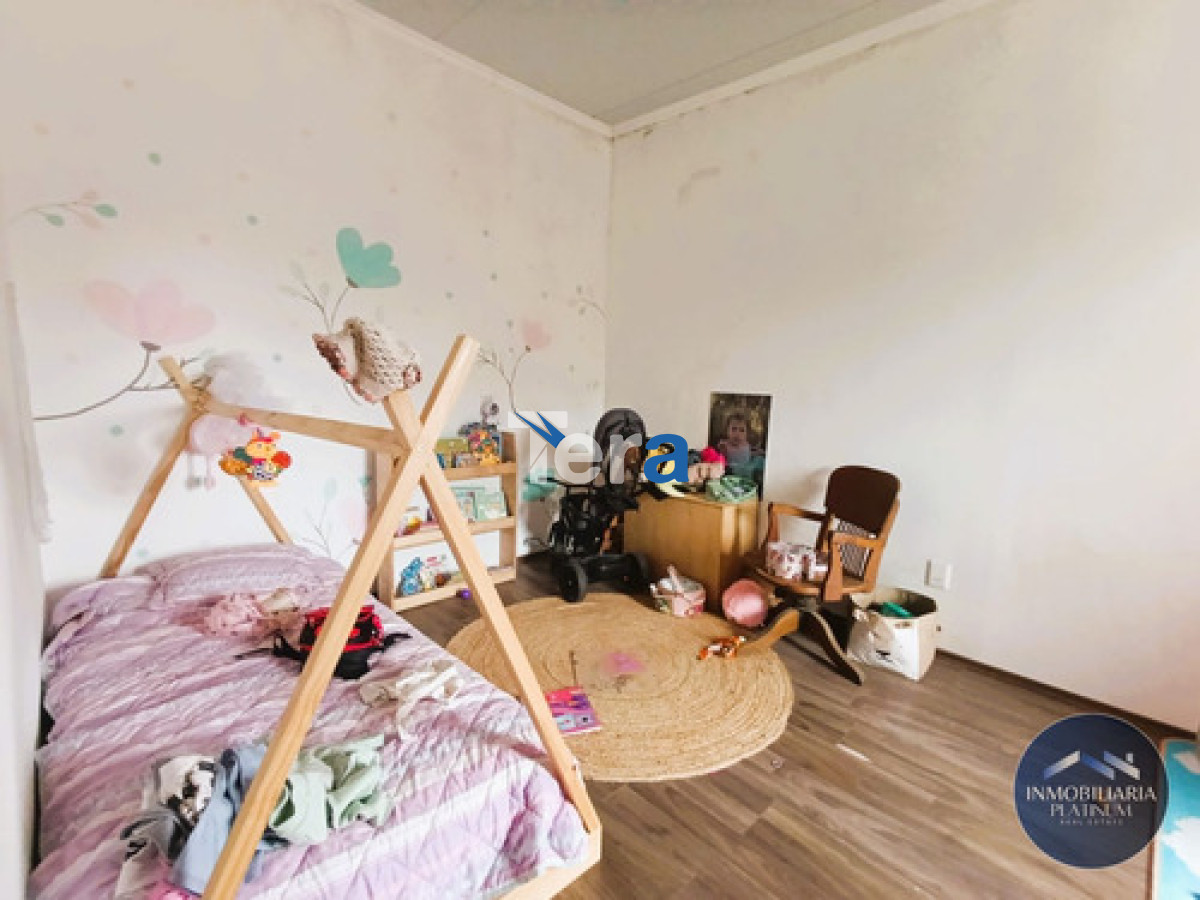 Casa ID.21444 - Dos Casas En Venta 5 Dormitorios Y 3 Baños C/ Cochera En Solymar