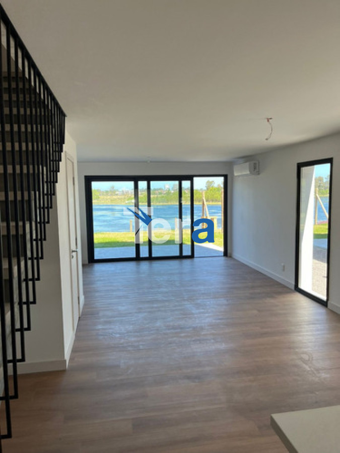 Casa ID.20900 - Alquiler Divinas Casas A Estrenar En Lagos De Parque Miramar, Duplex
