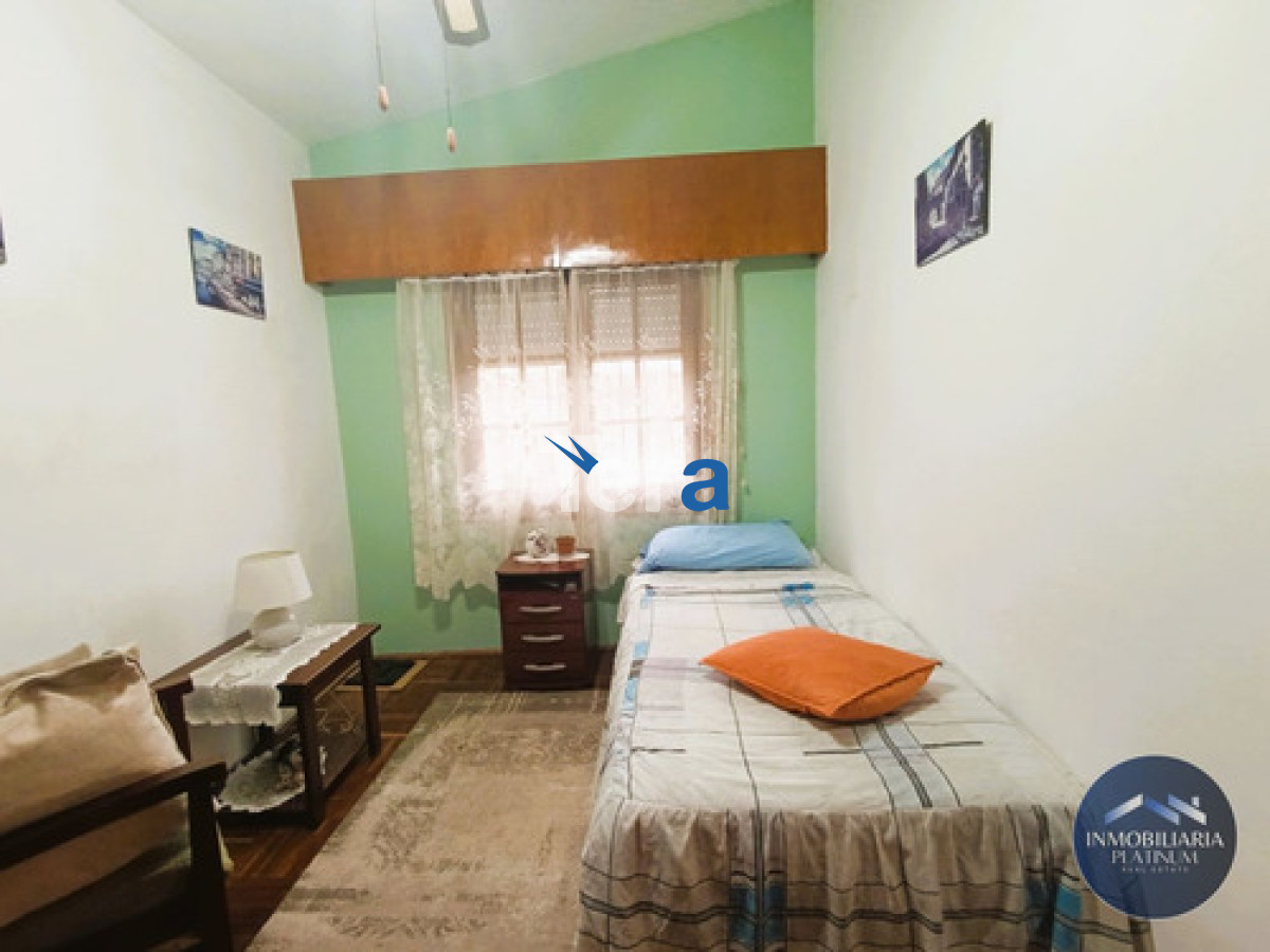 Casa ID.21444 - Dos Casas En Venta 5 Dormitorios Y 3 Baños C/ Cochera En Solymar