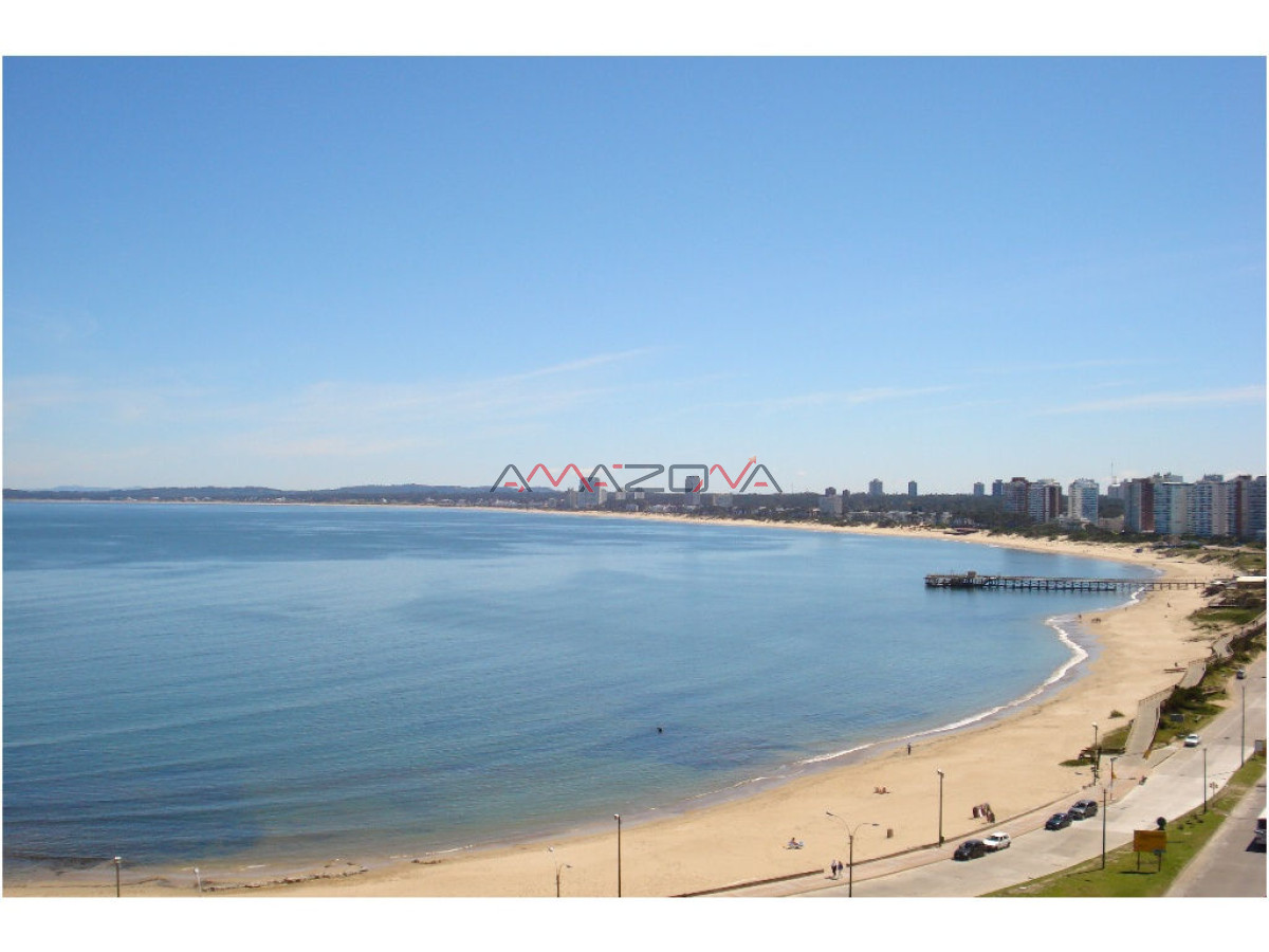 Apartamento ID.4951 - Apartamento en Mansa, primera línea 3 dormitorios y dependencia