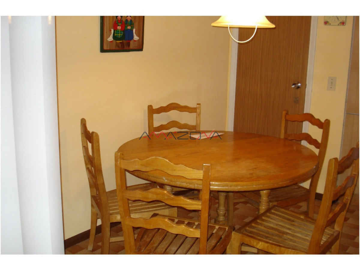 Apartamento ID.4951 - Apartamento en Mansa, primera línea 3 dormitorios y dependencia