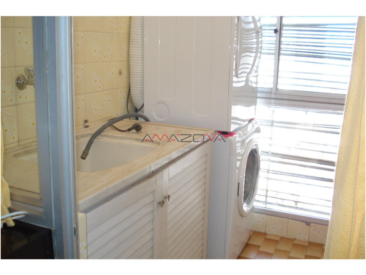 Apartamento ID.4951 - Apartamento en Mansa, primera línea 3 dormitorios y dependencia
