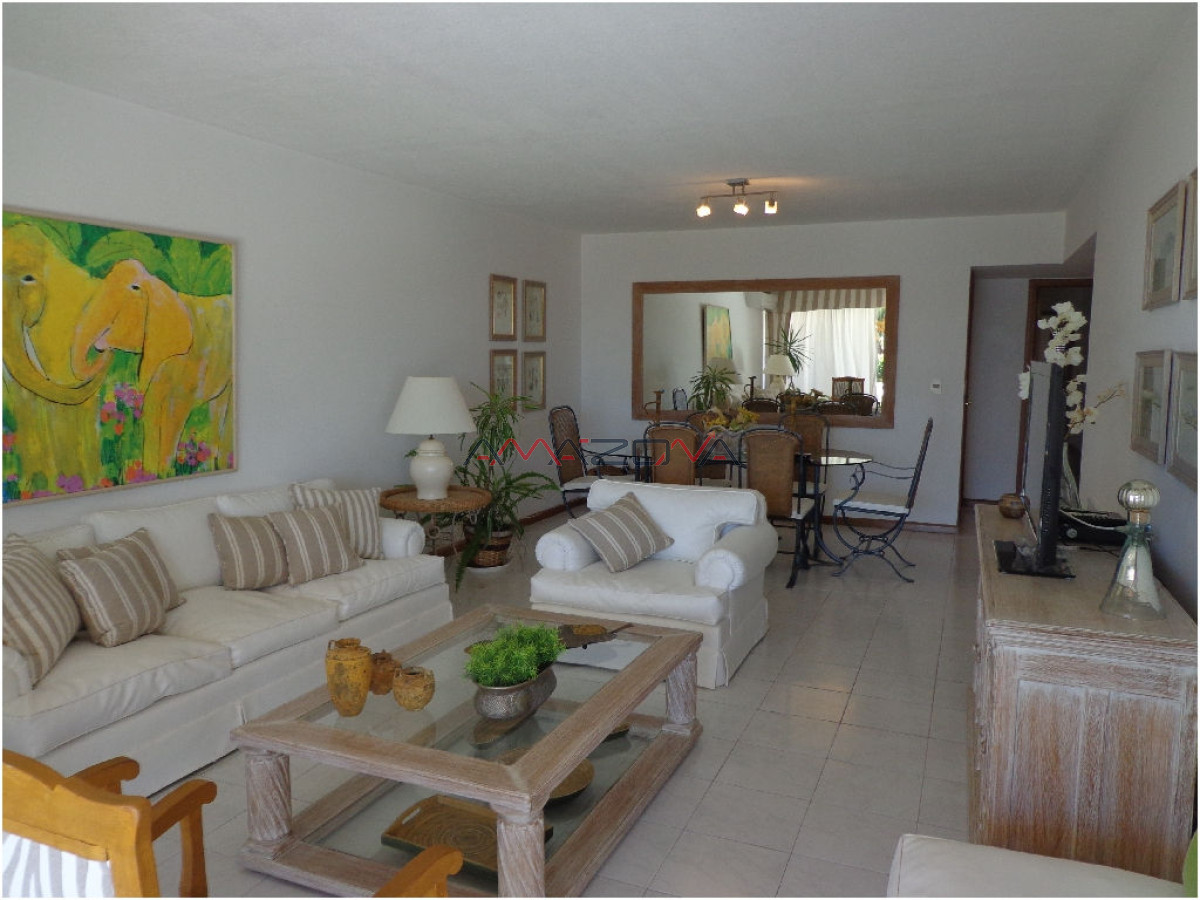 Apartamento ID.4917 - Con piscina propia, espectacular vista y ubicaciónALQUILER Y VENTA PUERTO