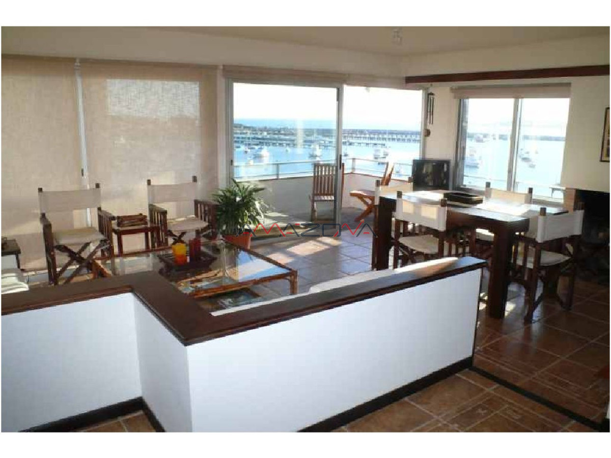 Apartamento ID.4950 - Apartamento en Peninsula, 3 dormitorios 