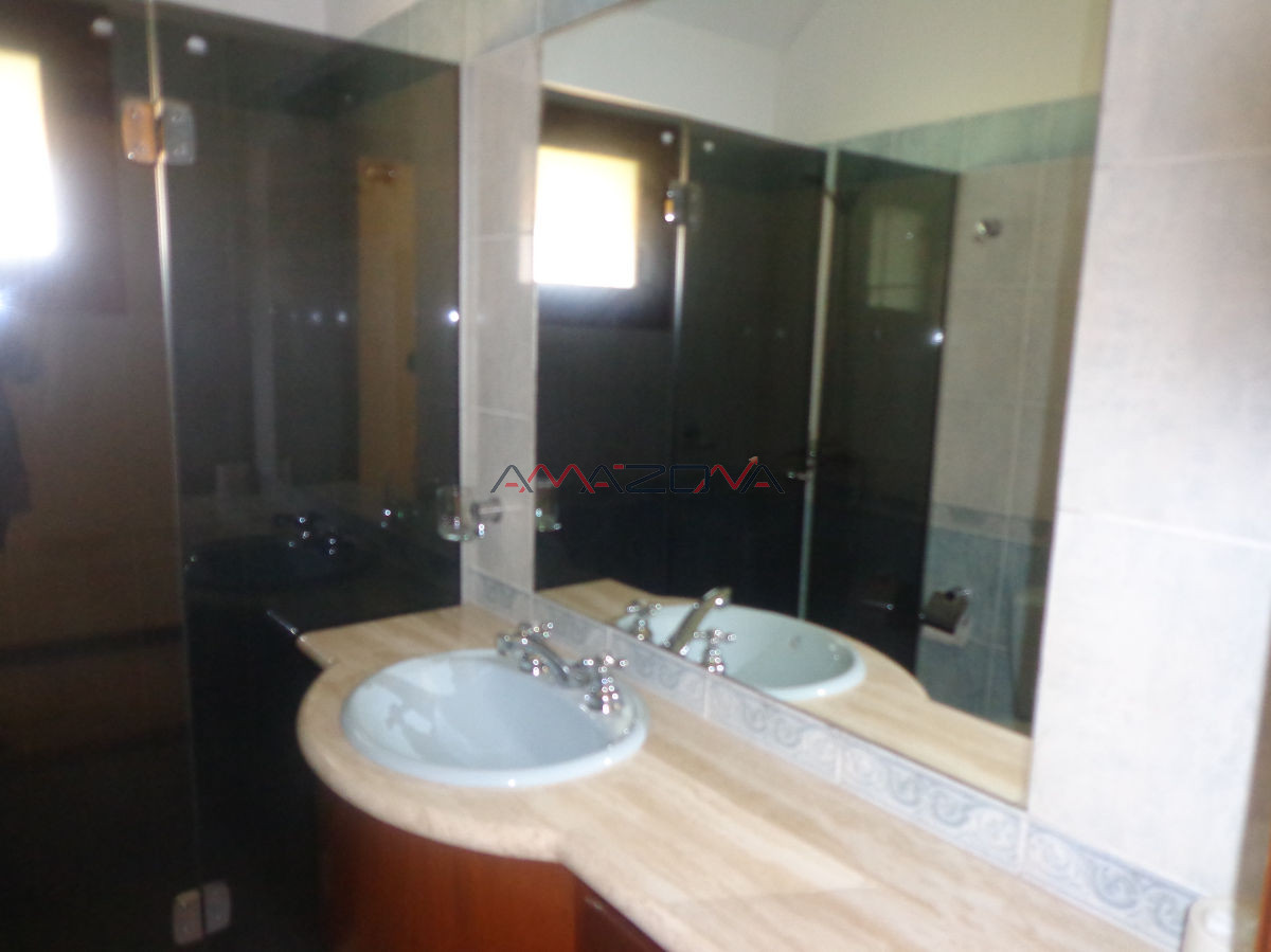 Casa ID.4961 - Casa en Bo. Cordoba, 3 dormitorios 