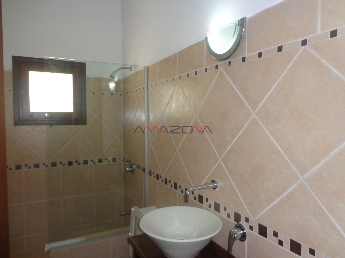 Casa ID.4961 - Casa en Bo. Cordoba, 3 dormitorios 