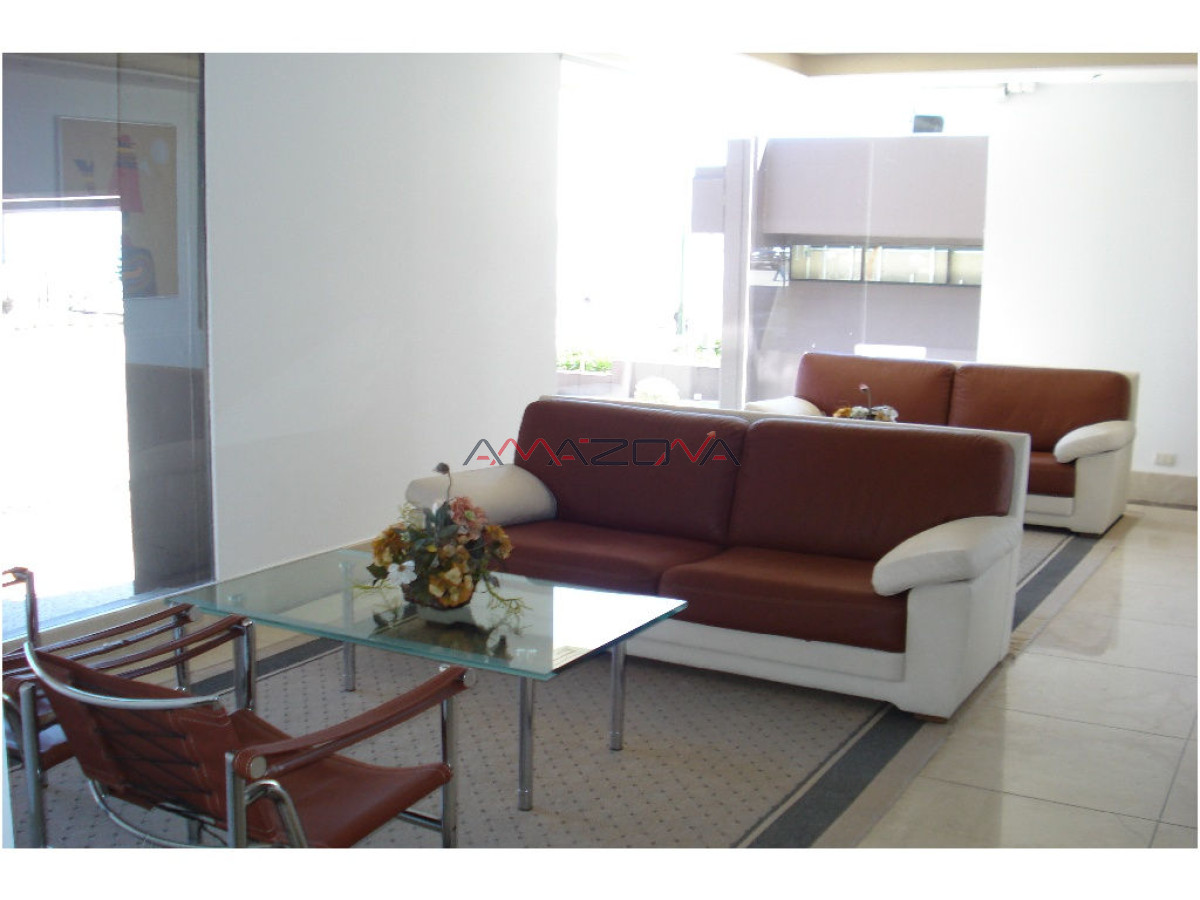 Apartamento ID.4951 - Apartamento en Mansa, primera línea 3 dormitorios y dependencia