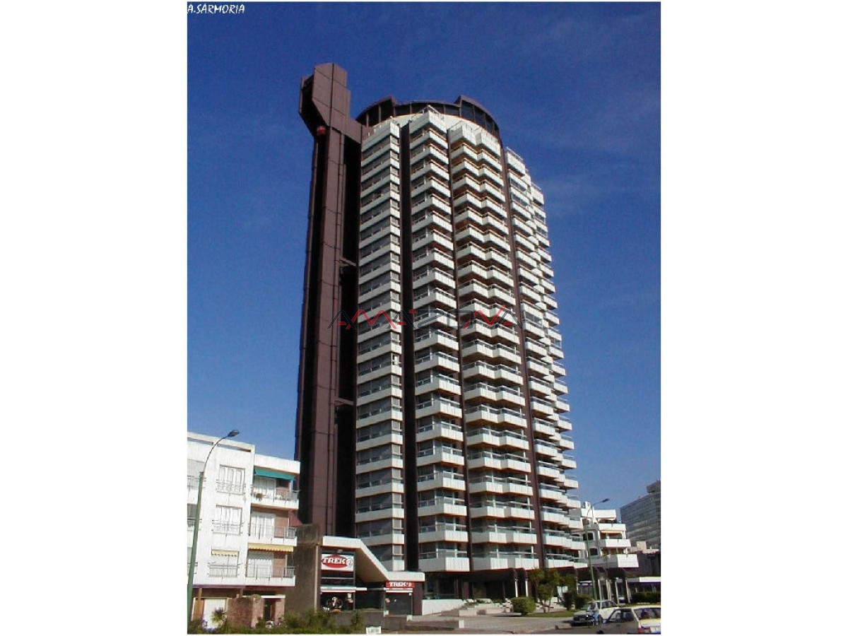 Apartamento ID.4951 - Apartamento en Mansa, primera línea 3 dormitorios y dependencia